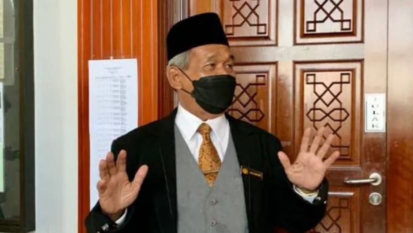 Prosiding kes 'Raja Bomoh' ditunda 2 bulan lagi Prosiding kes 'Raja Bomoh' ditunda 2 bulan lagi