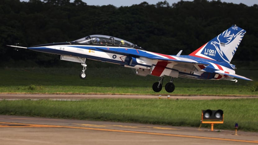 Taiwan air force grounds training jets after crash Taiwan air force grounds training jets after crash