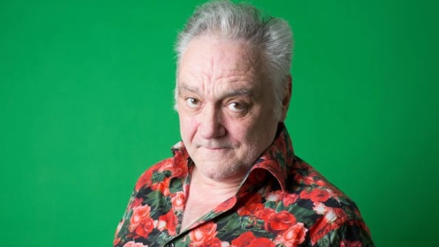 英国喜剧演员Tony Slattery心脏病发猝逝