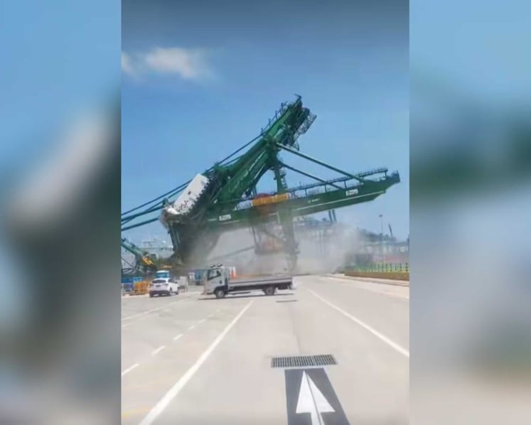 New crane tips over at Tuas Port during delivery; no injuries reported
