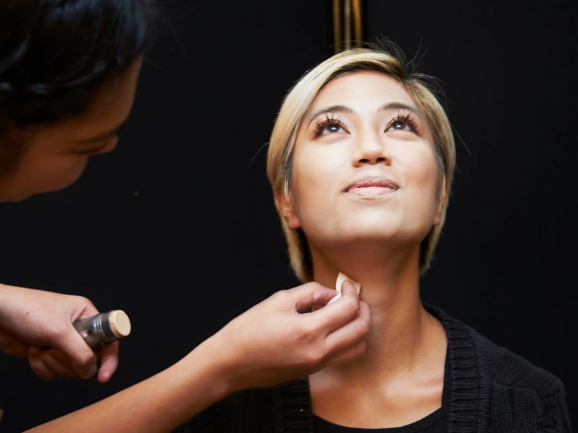 The Only Halloween Make-Up Tutorial You’ll Need (It Only Takes 15 Minutes!)