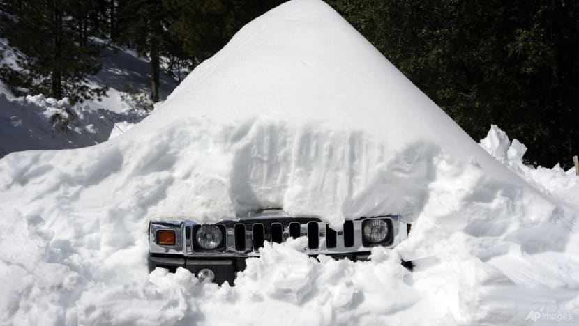 New atmospheric river storm barrels toward California