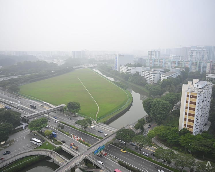 Air quality in all Singapore regions in unhealthy range