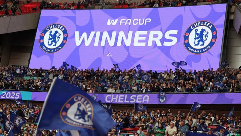 Chelsea complete treble with 3-0 win over Manchester United