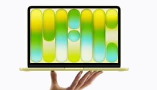 Harga MacBook dan iPad naik drastis imbas krisis cip memori AI