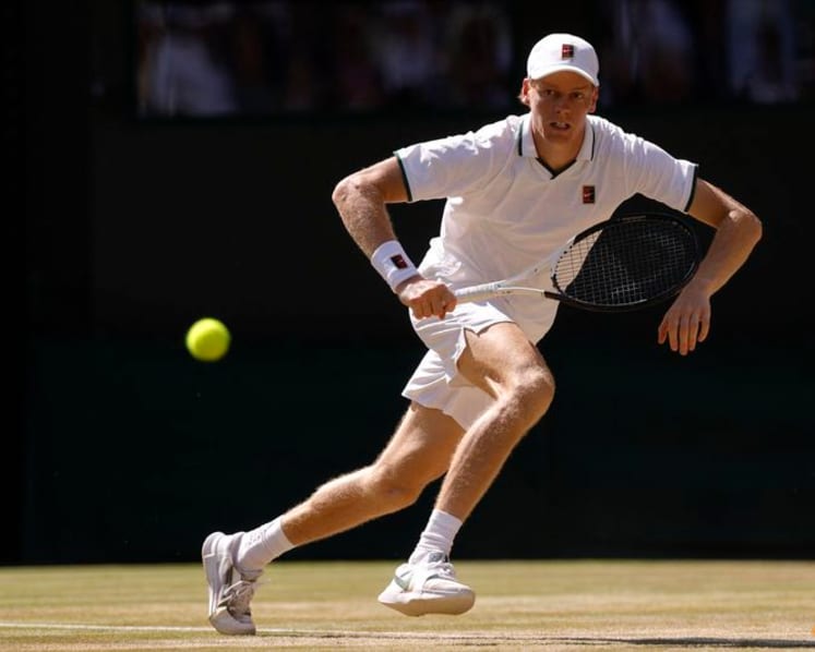 Sinner snuffs out Struff's Wimbledon dream to reach semi-finals