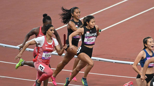 我国田径女队4乘100米接力决赛 排名第五无缘奖牌