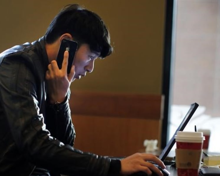 Commentary: Stuck in a pointless job, many employees are tuning out