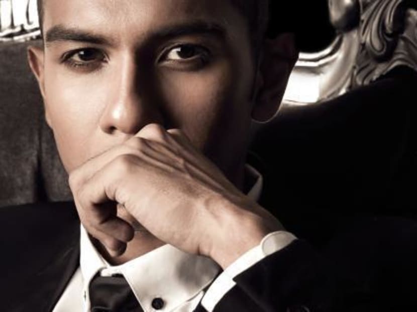 Taufik ties the knot