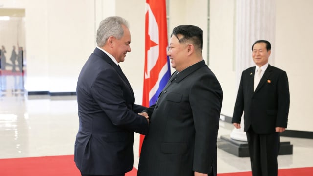 金正恩会见绍伊古 讨论朝俄安全利益等重要课题