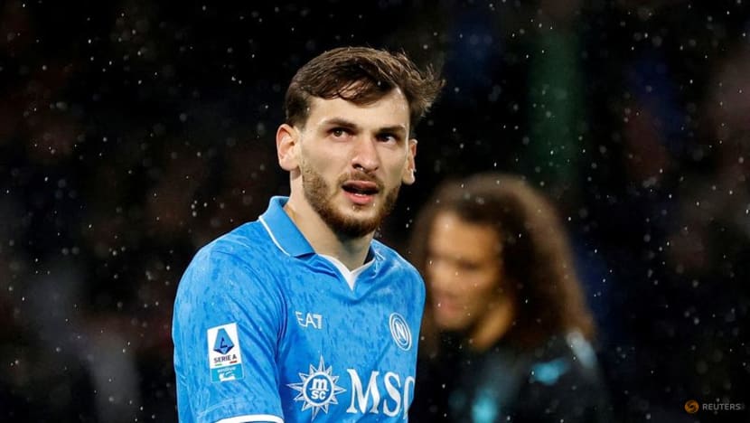 Conte confirms Kvaratskhelia available for Genoa clash