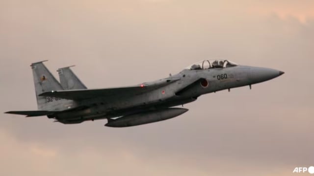 俄军巡逻机三次侵犯日本领空 日本防卫大臣严厉谴责