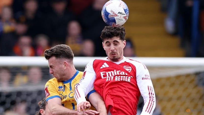 Eze thunderbolt guides Arsenal past Mansfield into FA Cup quarter-finals