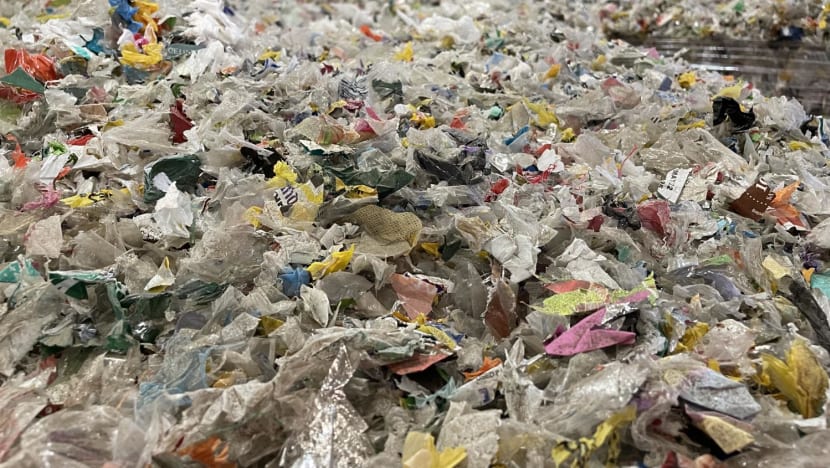 Australia used to export rubbish overseas, now it's hoping to create an economy out of waste Australia used to export rubbish overseas, now it's hoping to create an economy out of waste