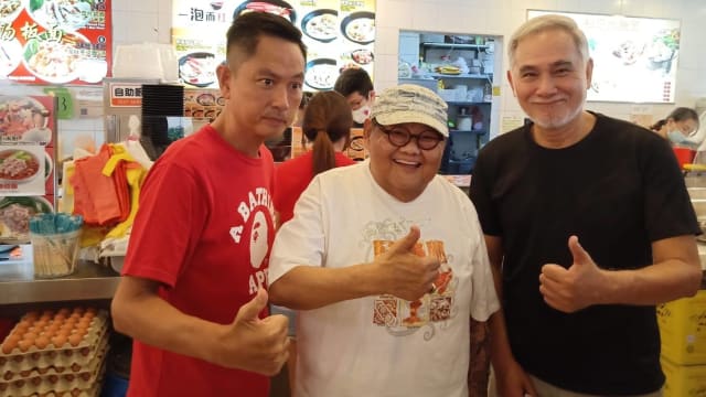 原盼林益民能复出拍戏，好友朱厚任泪忆昔日点滴