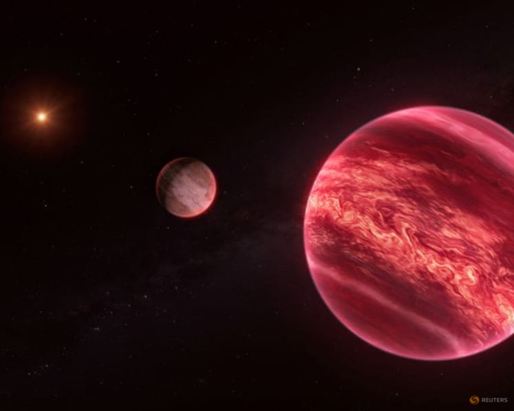 Strange Milky Way planetary system leaves scientists puzzled
