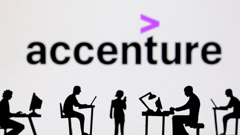 Indian IT stocks tumble as bellwether Accenture flags weak outlook