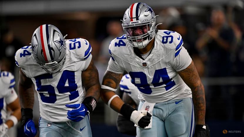 NFL-Cowboys defensive end Kneeland dead at 24