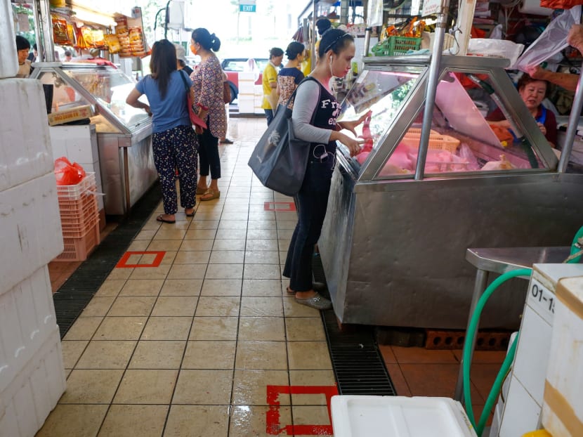 Trade and Industry Minister Chan Chun Sing said that all supermarkets, wet markets, hawker centres and food establishments will remain open. Trade and Industry Minister Chan Chun Sing said that all supermarkets, wet markets, hawker centres and food establishments will remain open.