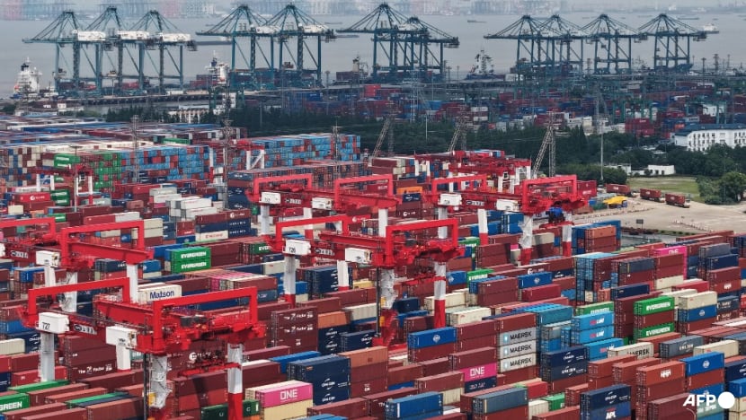 China exports slow as trade war takes toll China exports slow as trade war takes toll
