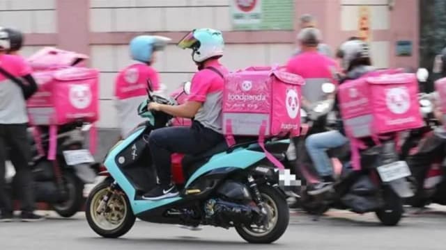 台湾少年天天叫外送到学校 只为炫耀家里有钱