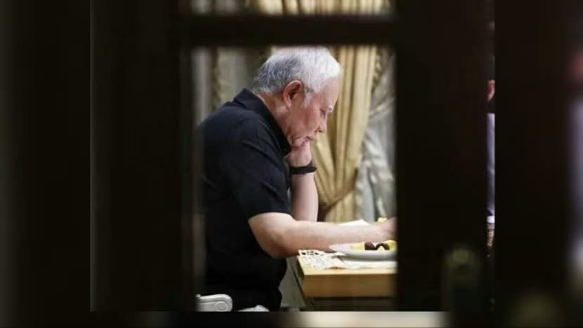 Najib mohon maaf kejadian salah laku dalam 1MDB Najib mohon maaf kejadian salah laku dalam 1MDB