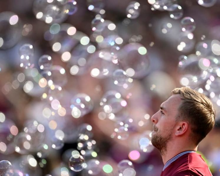 Bowen confirms stay at West Ham despite Premier League relegation