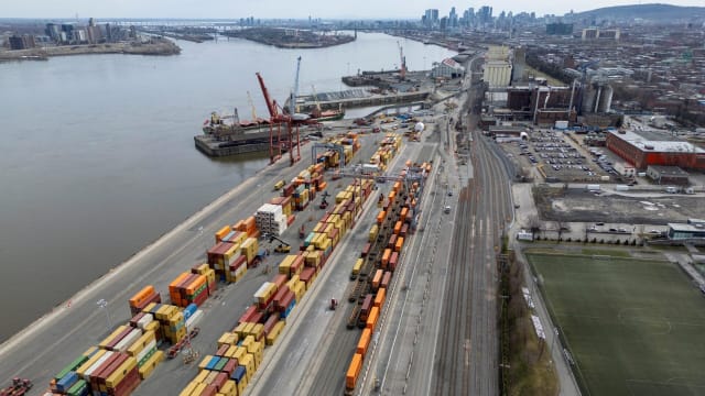 美国将加拿大关税税率从25%上调到35%