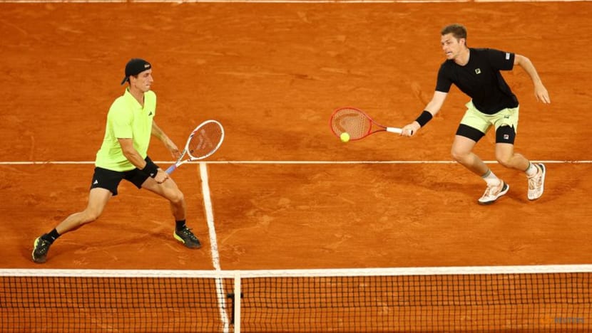 Granollers and Zeballos break duck with French Open men's doubles crown