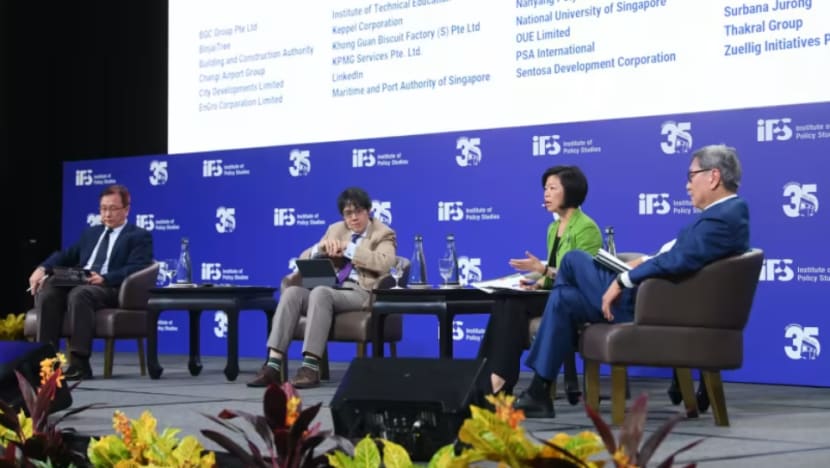 Flat sebagai tempat tinggal atau pelaburan? Para anggota panel bincang bagaimana SG mengimbangi kedua-dua objektif