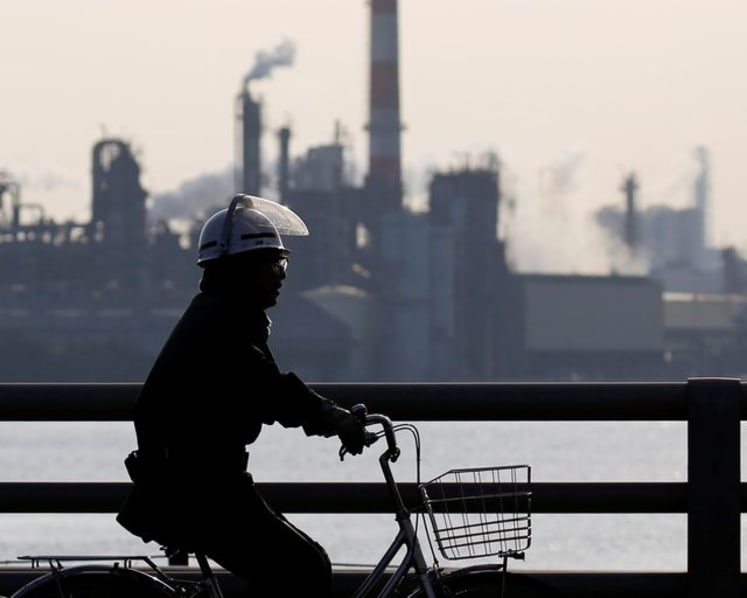 Japan's real wages down for ninth month in September