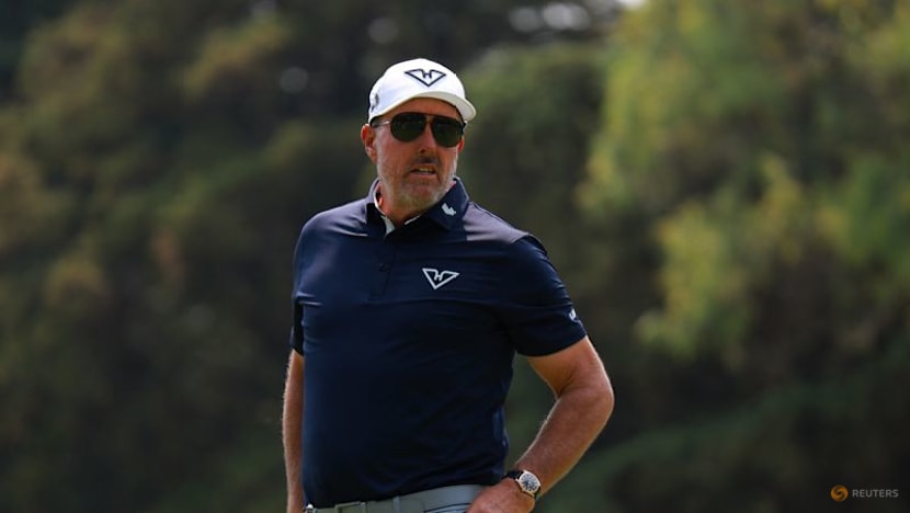 Mickelson to miss Masters, taking 'extended' break due to personal health matter