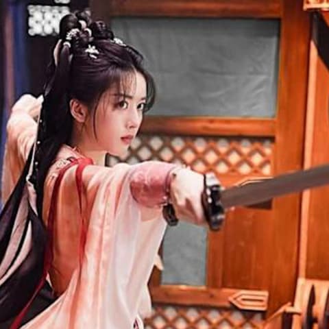 女星受伤遭踢出组，武僧被逼赶工意外身亡，李凯馨待播《赴山海》丑闻连环爆