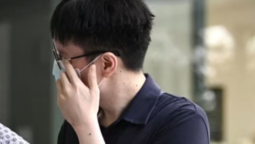 Bekas guru dipenjara 13 bulan kerana muat turun pornografi kanak-kanak, halang proses keadilan