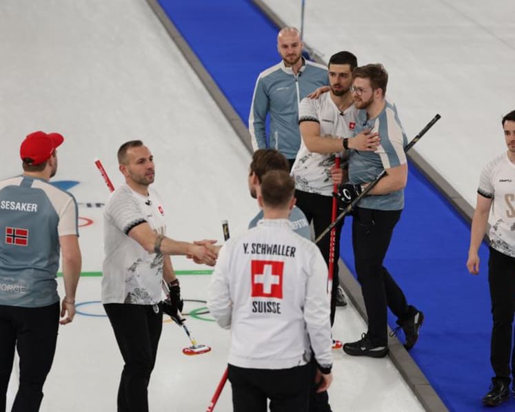 Curling-Switzerland thrash Norway 9-1 to win men's bronze medal