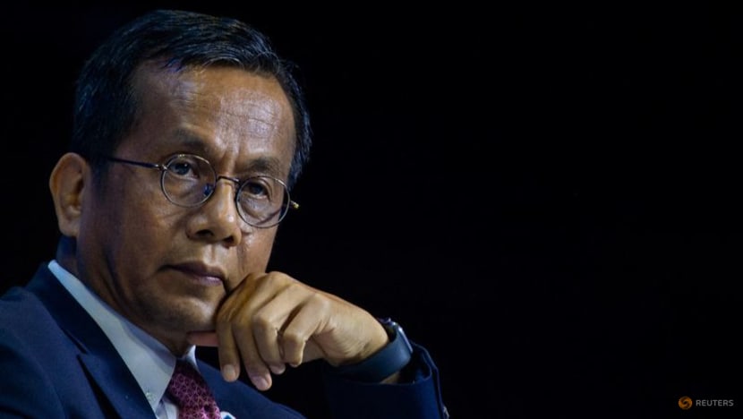 Philippines, preparing for U.S talks, says less vulnerable to trade shocks