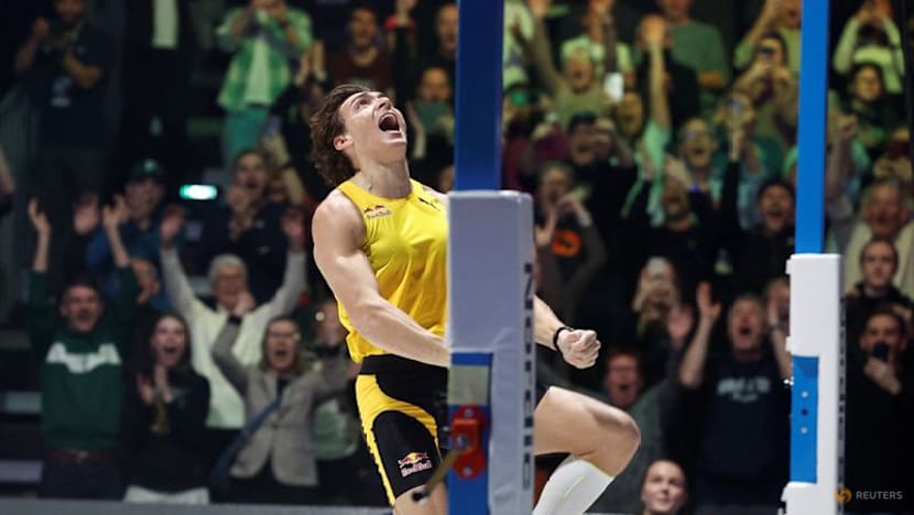 Duplantis sets 15th pole vault world record