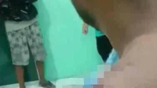 马国社媒流传有人被老虎咬断手 警方澄清“是鳄不是虎”且事发印尼