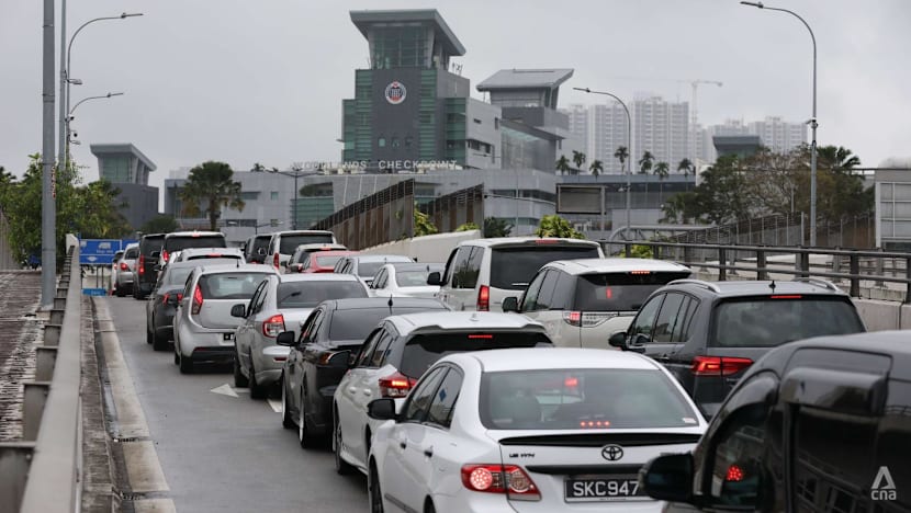 Heavy traffic expected at Woodlands, Tuas checkpoints during Good Friday long weekend 