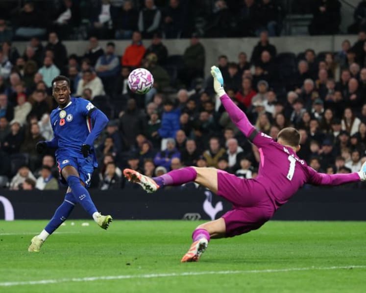 Joao Pedro ends goal drought as Chelsea win 1-0 at Spurs