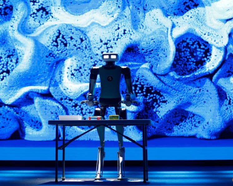 Agility Robotics to go public in $2.5 billion deal with Michael Klein-backed SPAC