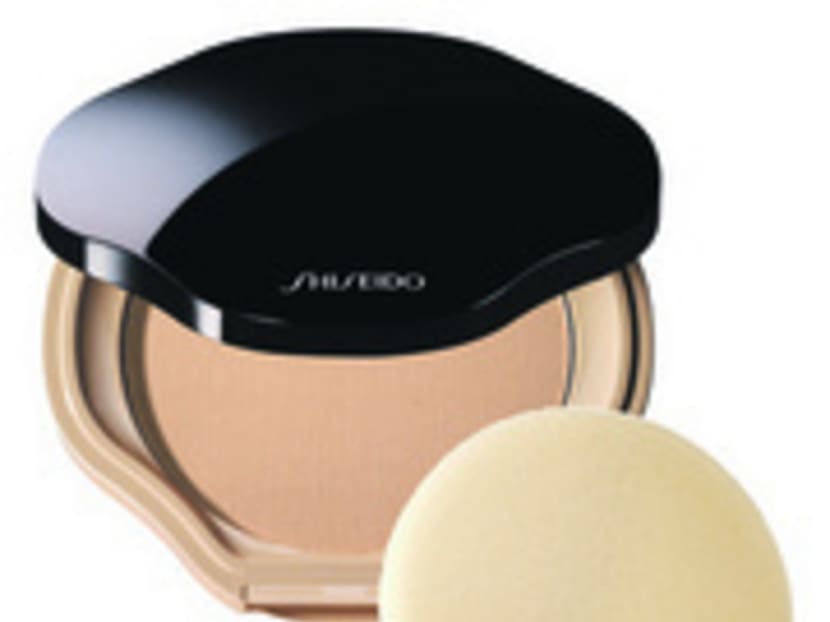 Your essential powder and liquid foundation picks