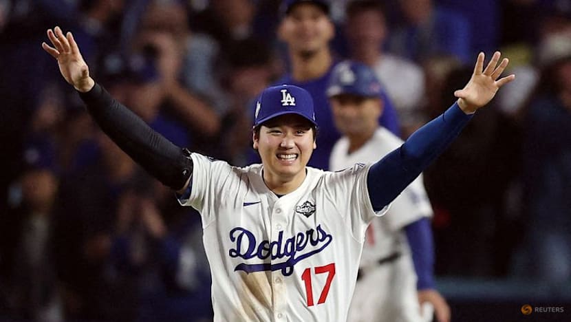 Baseball-Ohtani too hot to handle: Blue Jays plan to walk him for rest of World Series