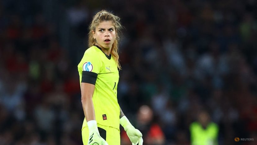 Spain thrash grieving Portugal 5-0 in Women's Euro clash