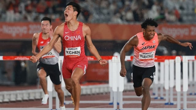 中国跨栏健将陈圆将以13.15秒 夺男子110米跨栏金牌