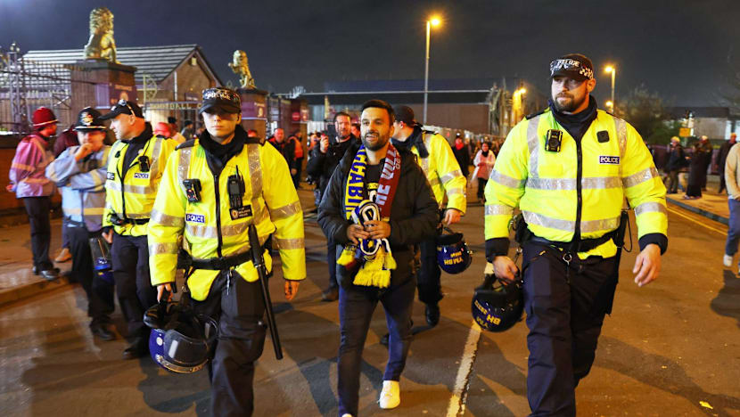 Local UK police chief retires amid Maccabi fan ban row
