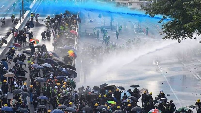 Pemerintah Hong Kong akan adakan dialog terbuka bagi kendurkan ketegangan Pemerintah Hong Kong akan adakan dialog terbuka bagi kendurkan ketegangan
