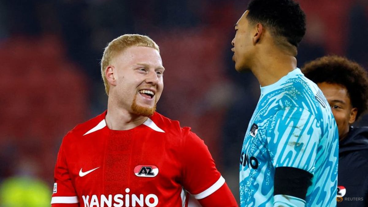 Netherlands striker Meerdink injured two days into first call-up