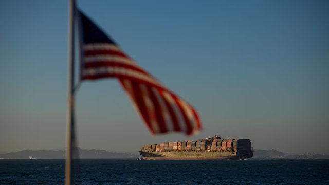 美国贸易赤字创五年来新低