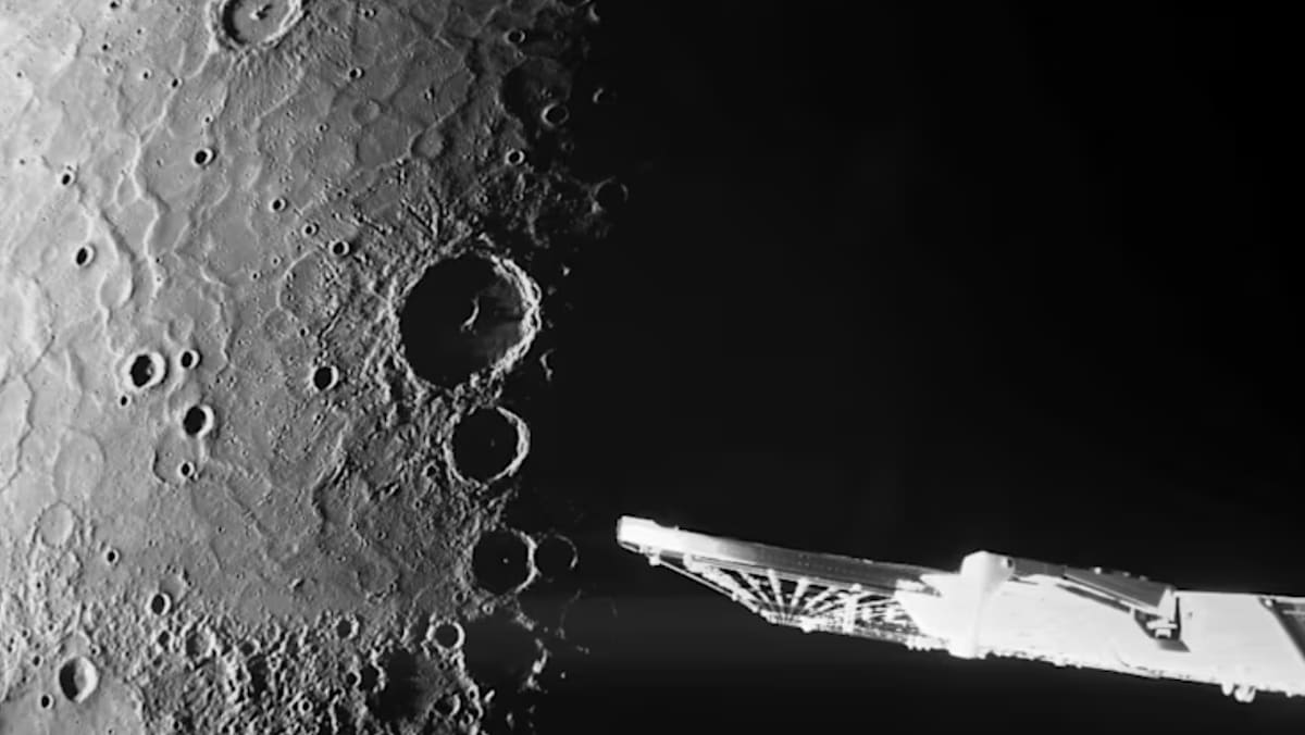 புதன் கோளை நெருங்கும் விண்கலம்